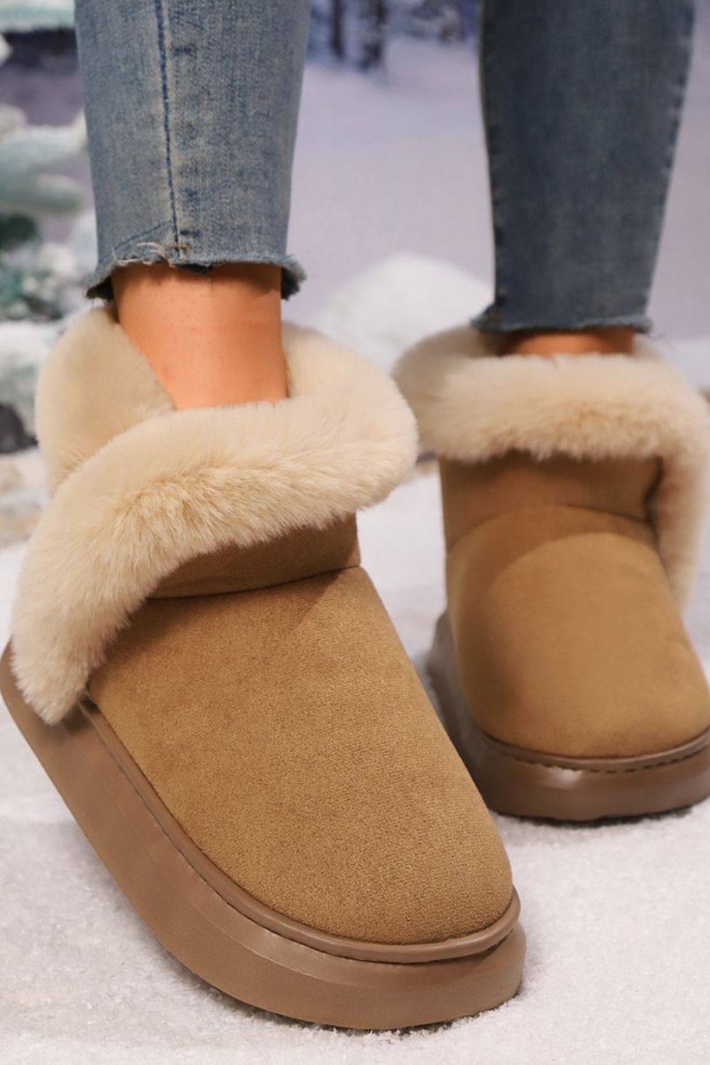 Faux Fur Round Toe Platform Boots