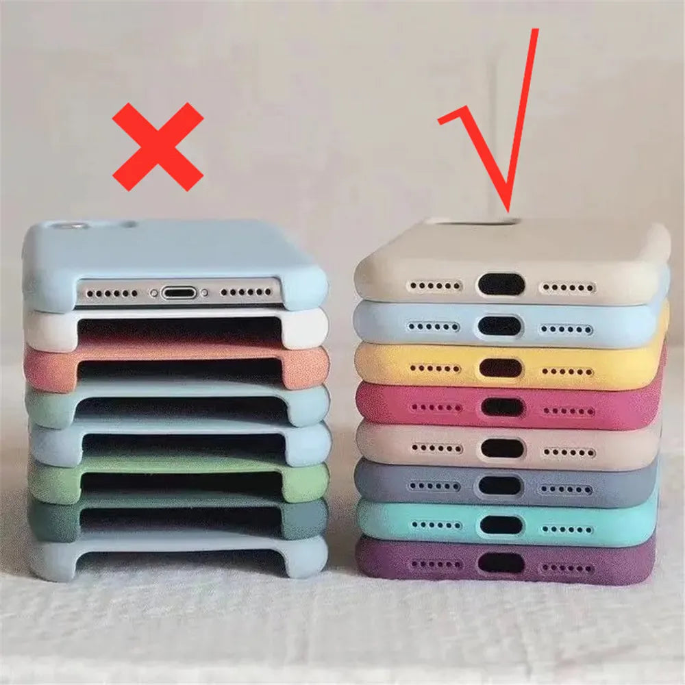 Étui en Silicone Liquide Premium avec Doublure Microfibre - Protection Complète et Design Élégant pour iPhone 11 à 16 Pro Max